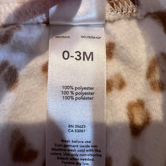 Carter's Child of Mine 2 Piece Lepard Zip up Hoodie and Matching Pants 0-3M NWOT - Picture 8 of 10
